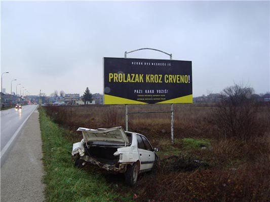 Pazi kako voziš!